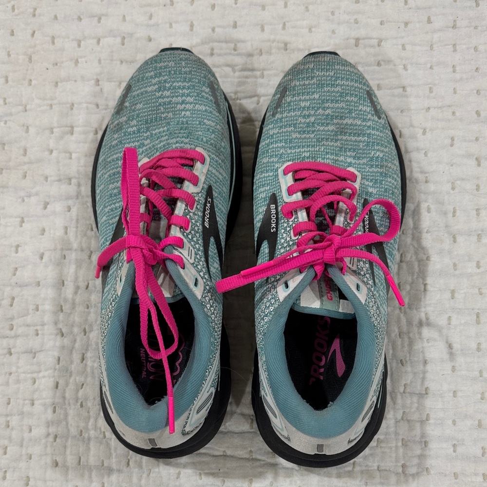Brooks Women's Sneakers - Teal and Pink